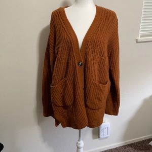 Oversized very soft 3button down sweater